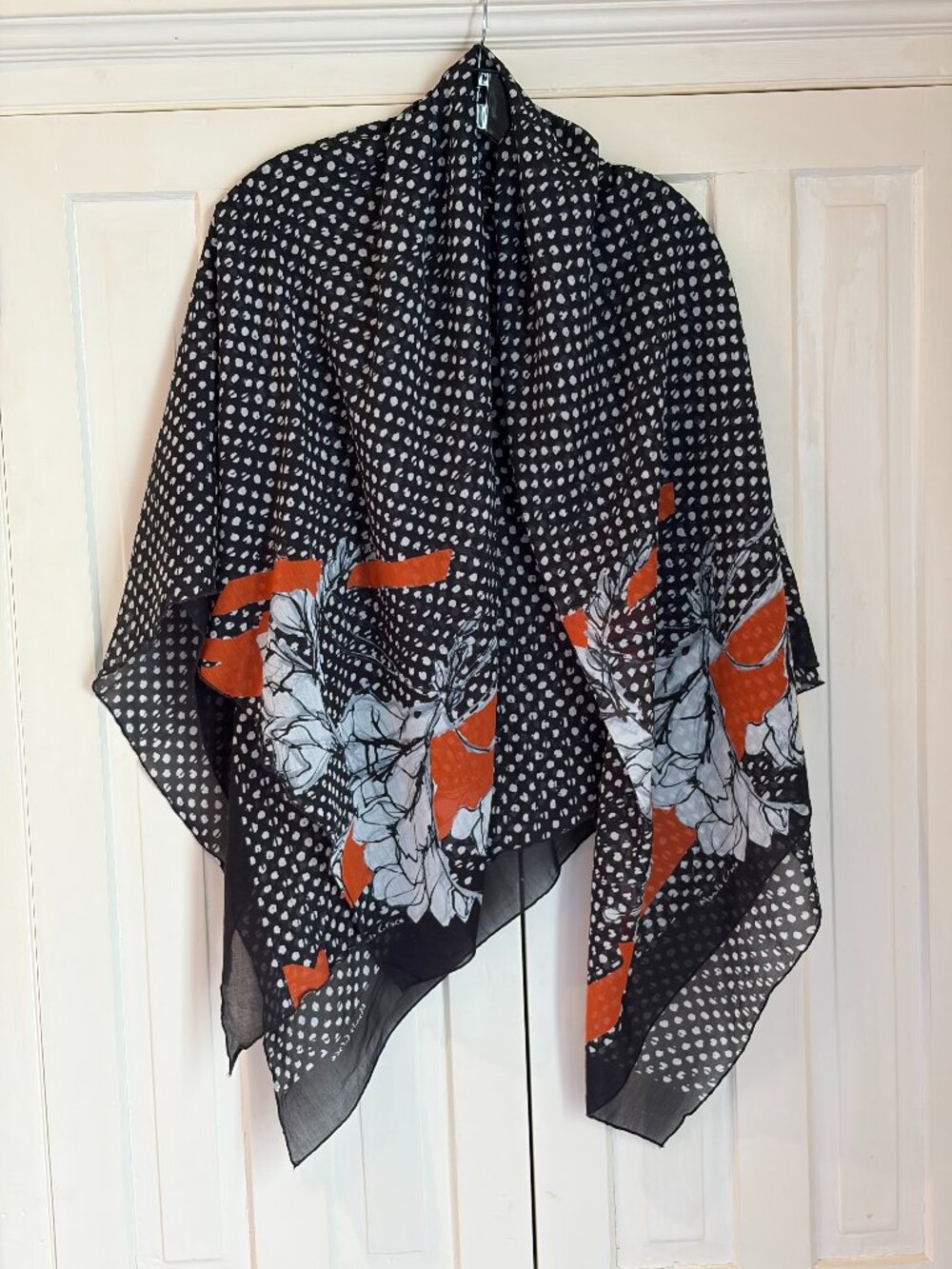 MANILA GRACE SCARF/WRAP - Picture 9 of 9